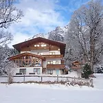 招待所 Hofweyer 拉姆绍达赫斯坦