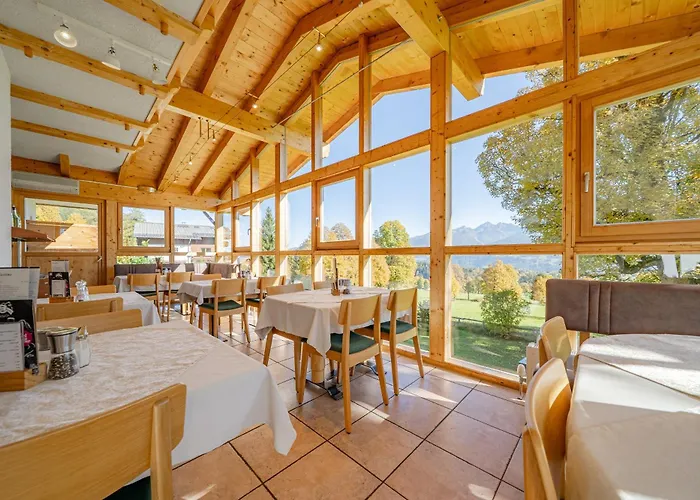 Pensjonat Hofweyer 3*